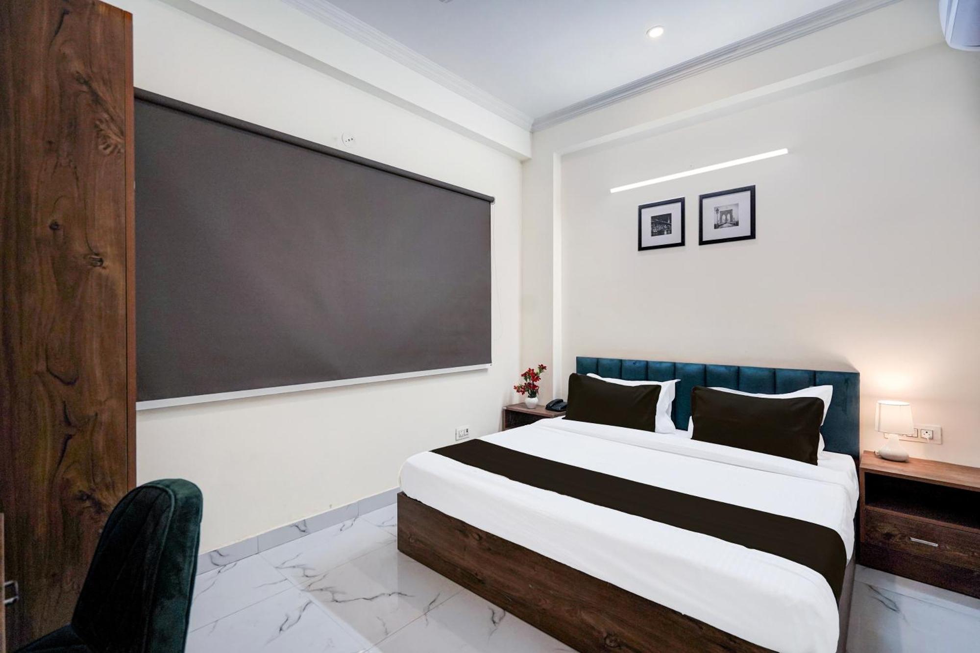 Super Townhouse Sector 86 Near Sector 83 Metro Station Hotel Noida Buitenkant foto